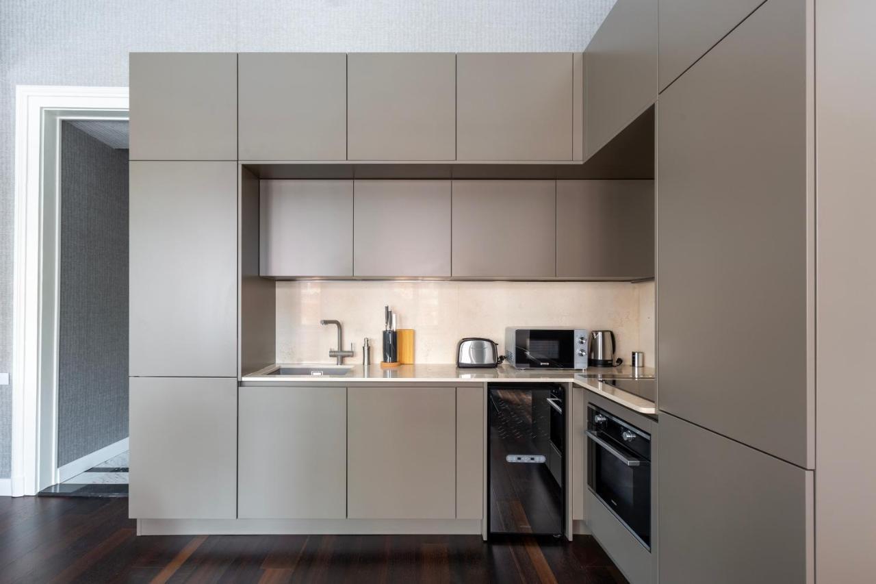 Luxury Apartment With Balcony Next To The New York Cafe Budapest Eksteriør bilde